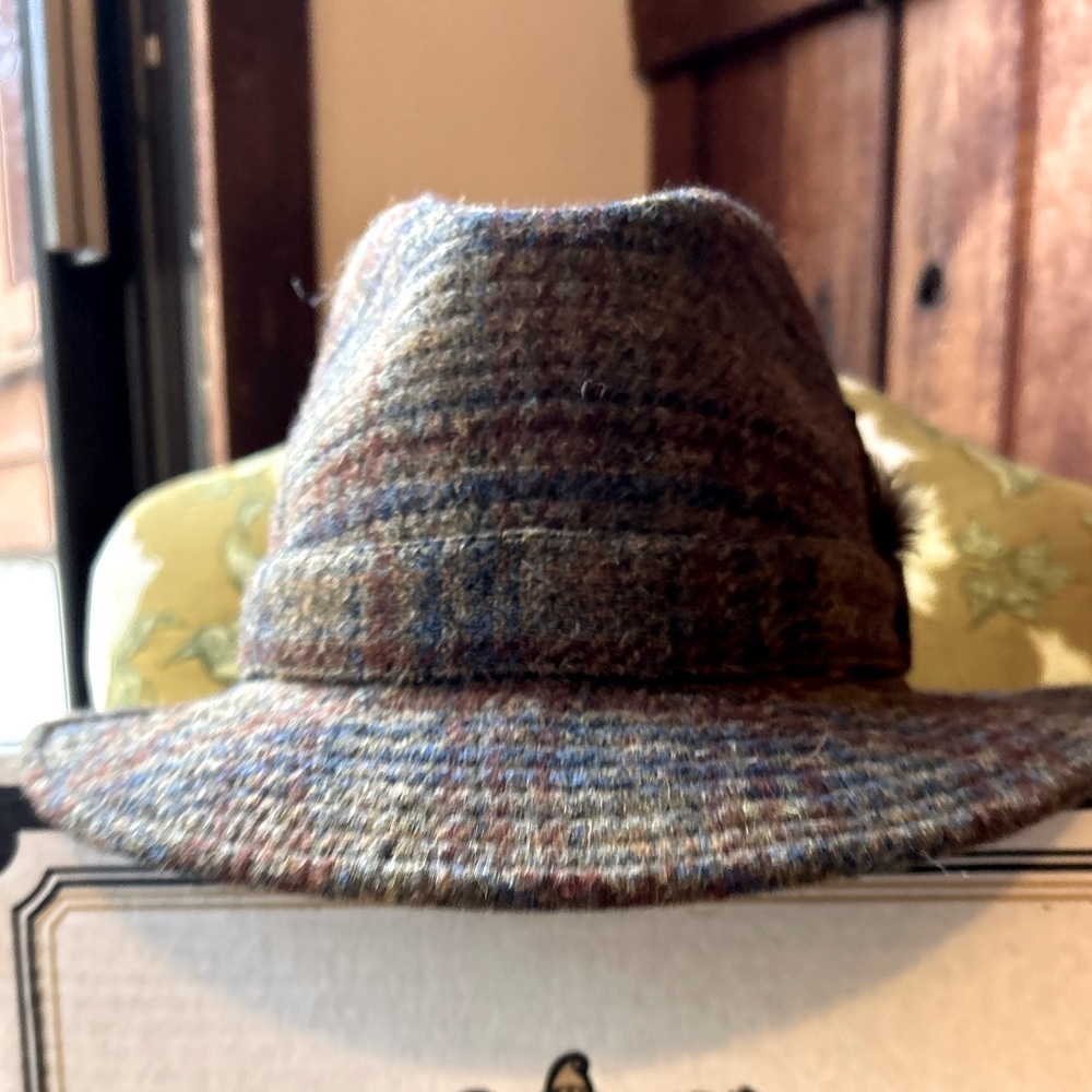 Mayser vintage hat made in Germany mint condition size large